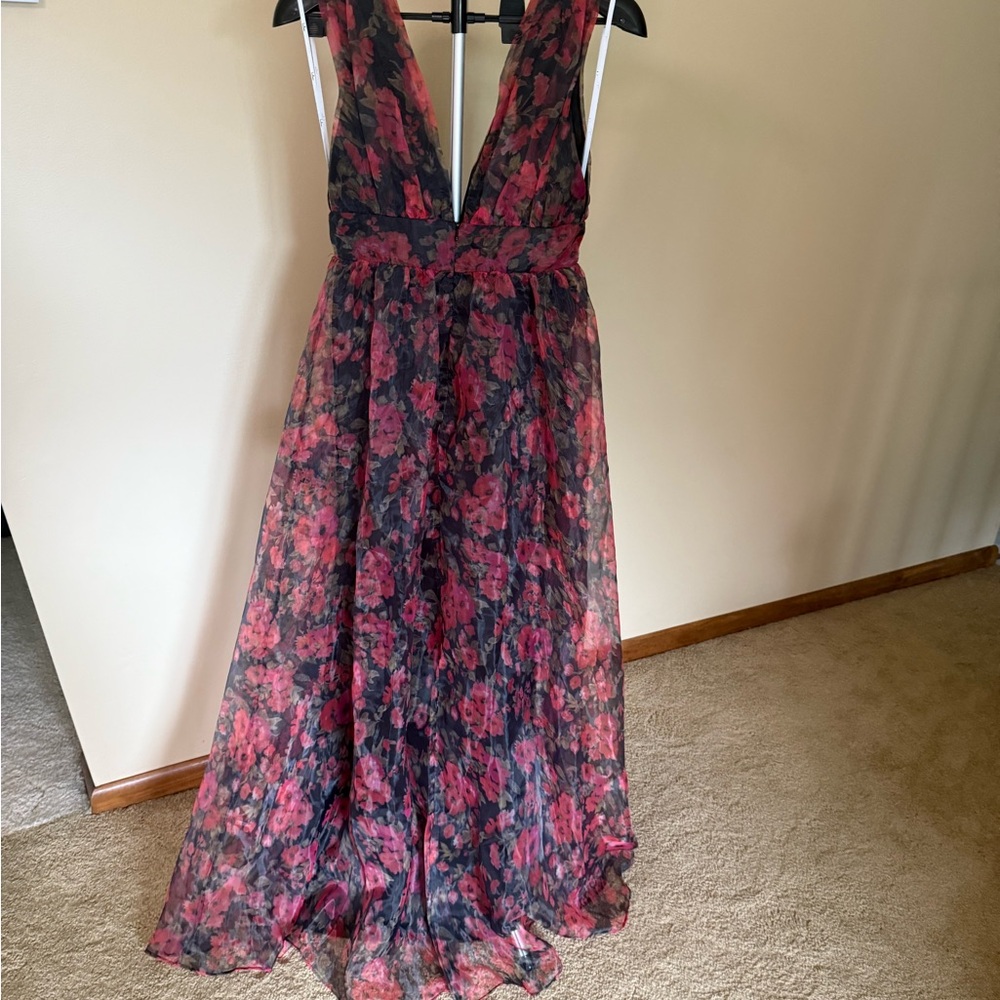 Lulus Floral V-Neck Maxi Dress - Picture 3 of 6